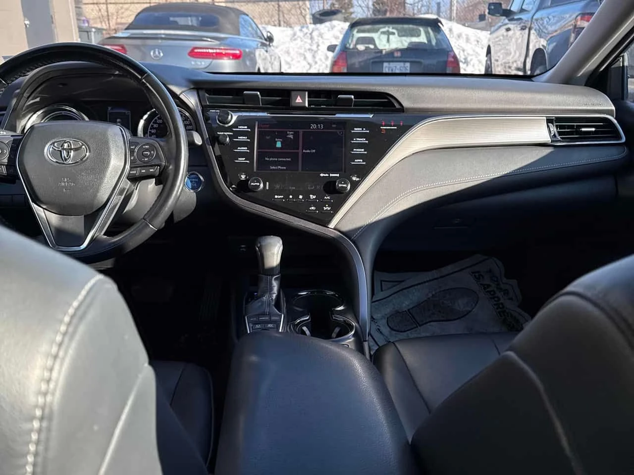 Toyota Camry * Hybrid * CARFAX * ПАНО * KEYLESS * ПОДГРЕВИ *  - изображение 9