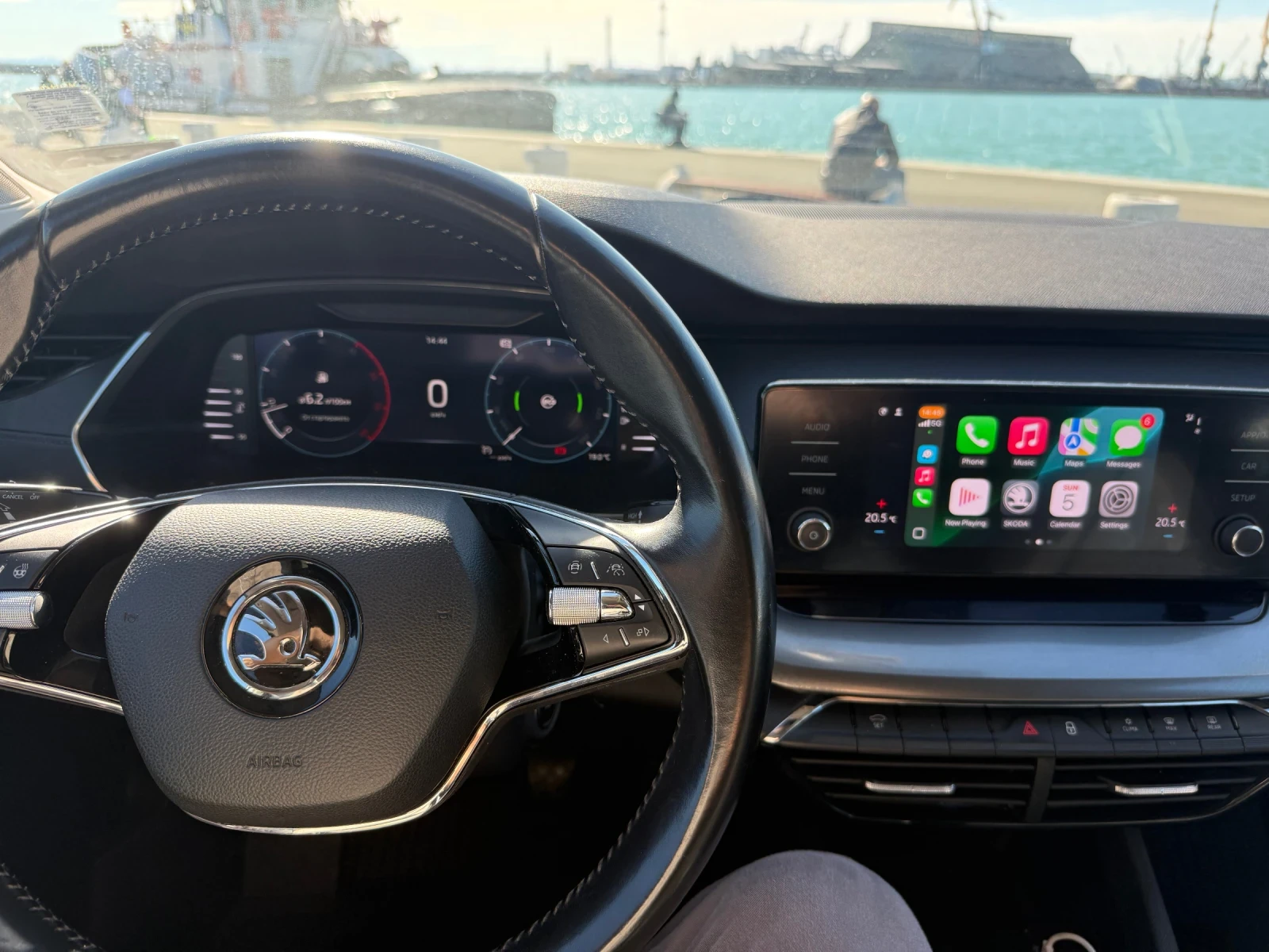 Skoda Octavia 2.0TDI, снимка 8 - Автомобили и джипове - 53727609