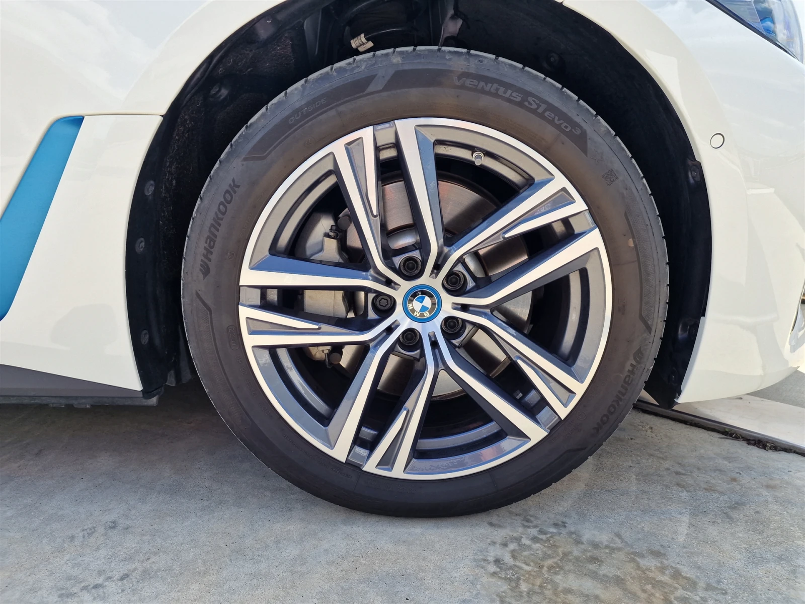 BMW i4 eDrive40 ���� ���� | Mobile.bg � ����������� 5