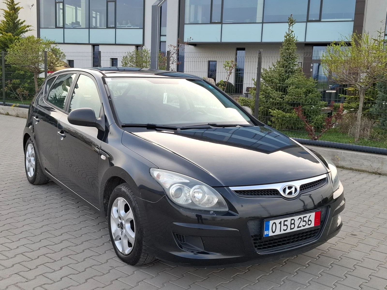 Hyundai I30 1.4i* (109кс)* * HОВ ВНОС* * , снимка 8 - Автомобили и джипове - 54184276