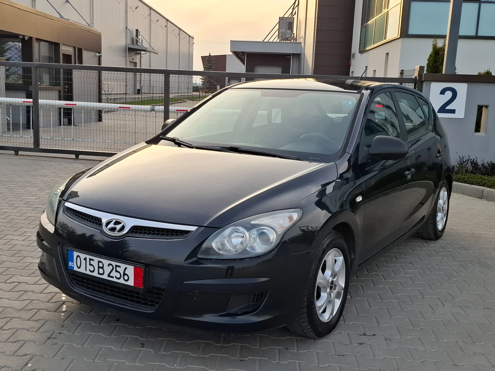 Hyundai I30 1.4i* (109кс)* * HОВ ВНОС* * , снимка 2 - Автомобили и джипове - 54184276