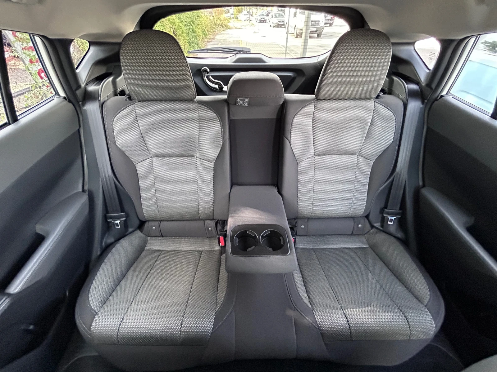 Subaru Crosstrek AWD 2.0  4x4/AUT/NAVI/19 хил.км!!!, снимка 13 - Автомобили и джипове - 54496595