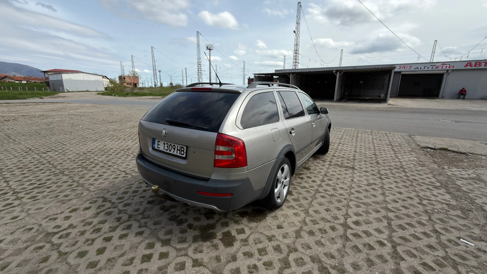 Skoda Octavia Scout 4x4 2.0 BMM, снимка 3 - Автомобили и джипове - 54522325