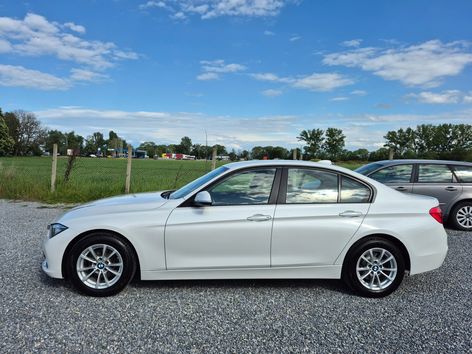 BMW 318 2.0 D, снимка 7 - Автомобили и джипове - 54610682