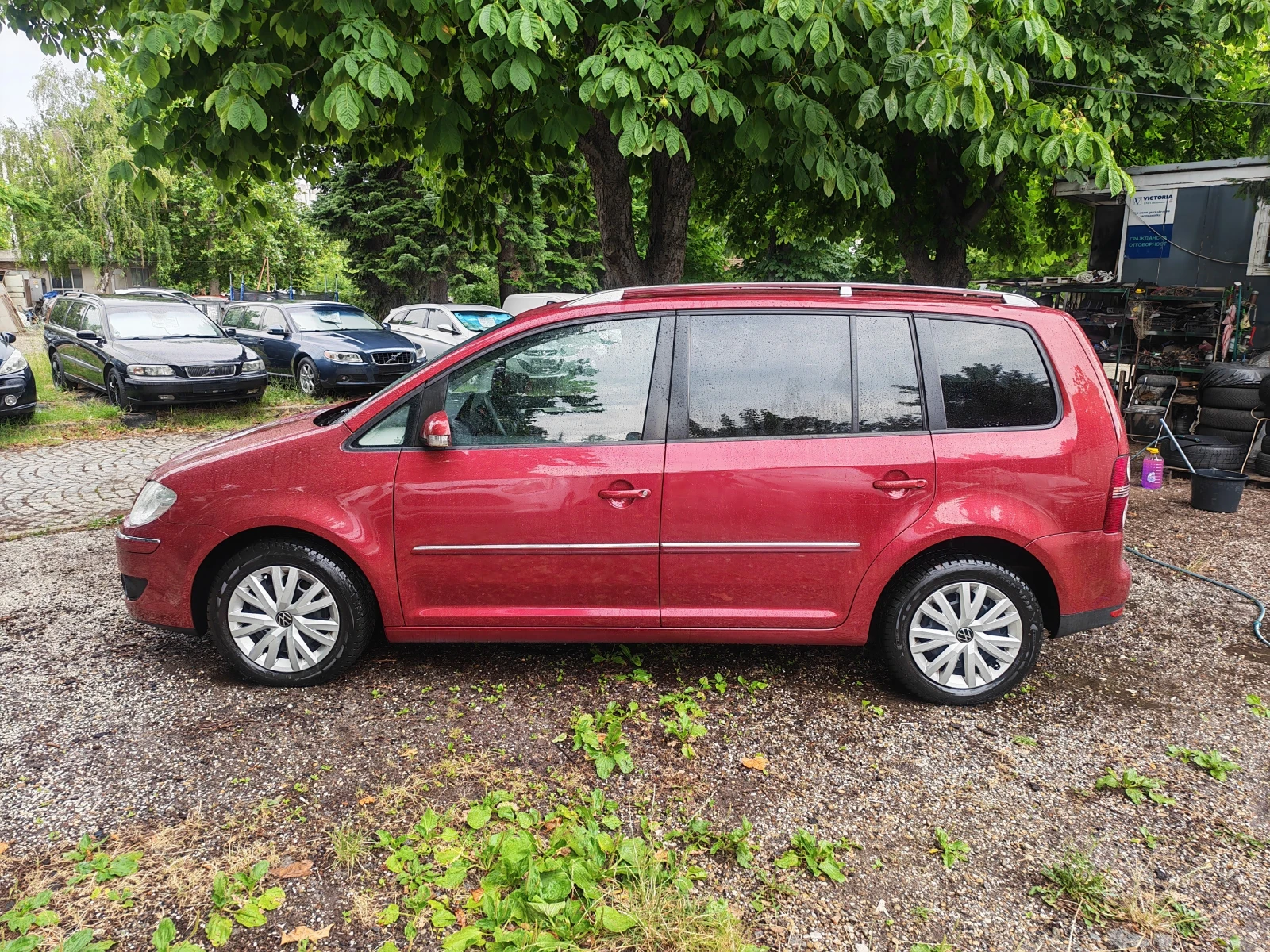 VW Touran, снимка 4 - Автомобили и джипове - 55149334