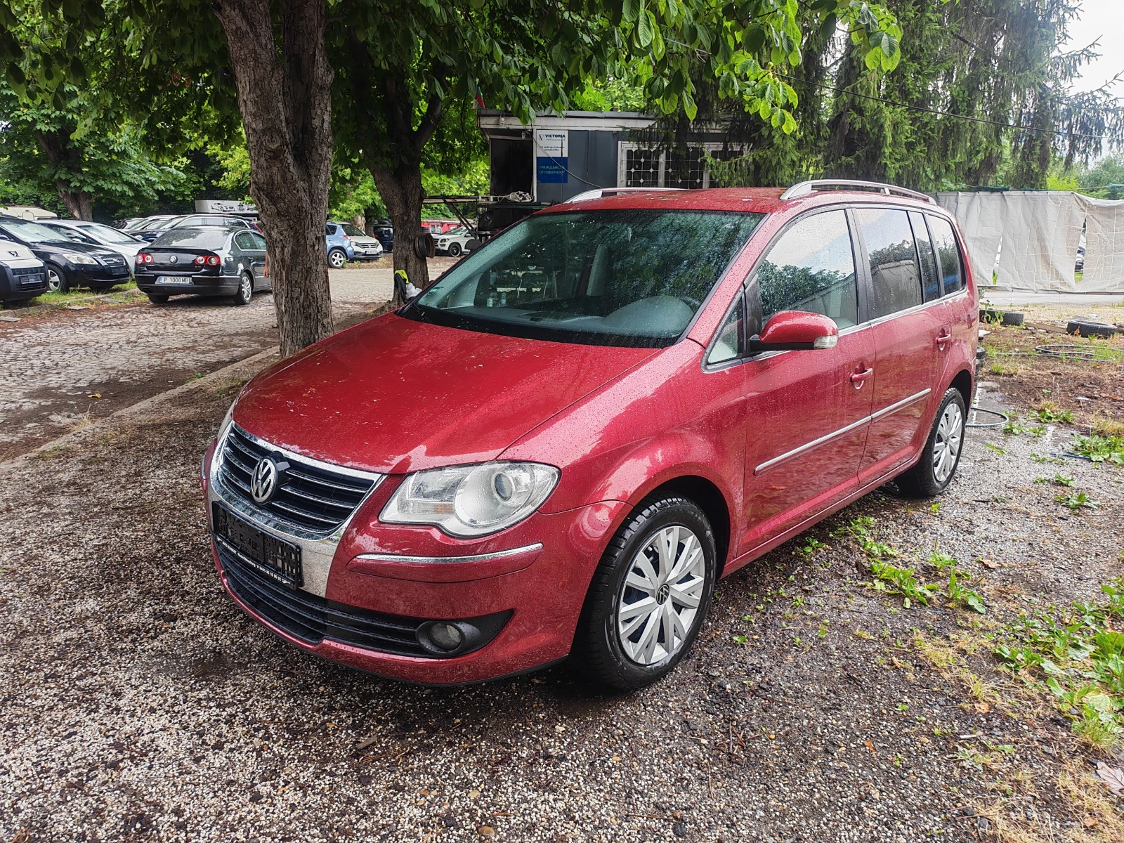 VW Touran, снимка 3 - Автомобили и джипове - 55149334