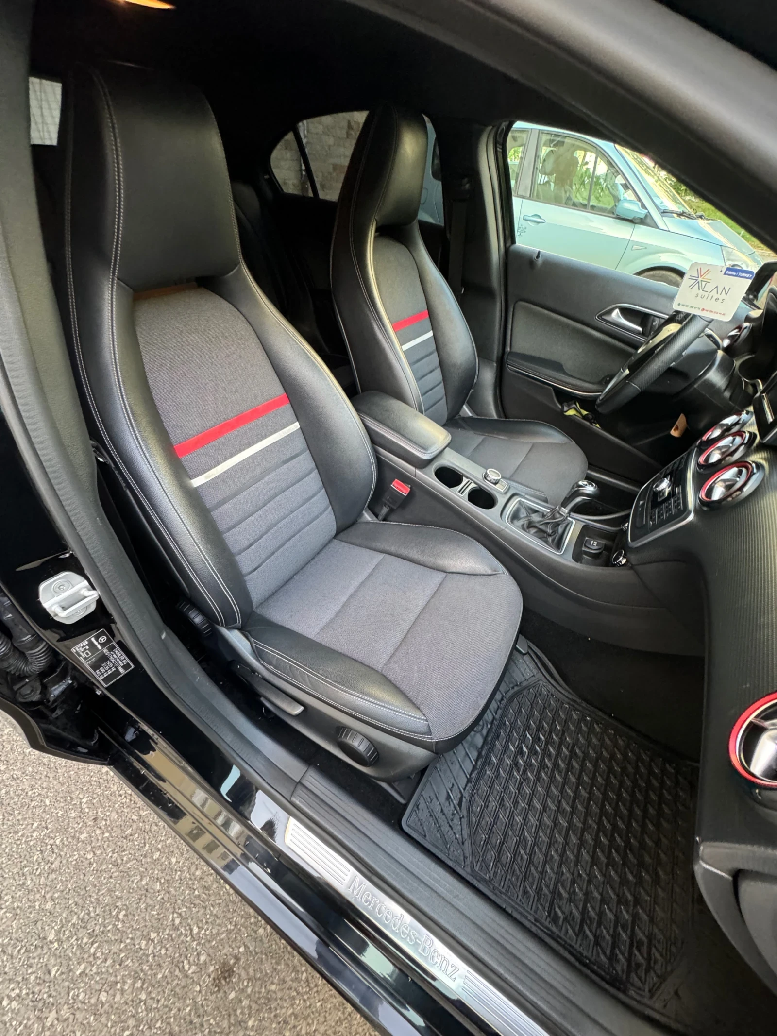 Mercedes-Benz A 180 Euro 6, снимка 9 - Автомобили и джипове - 55649603