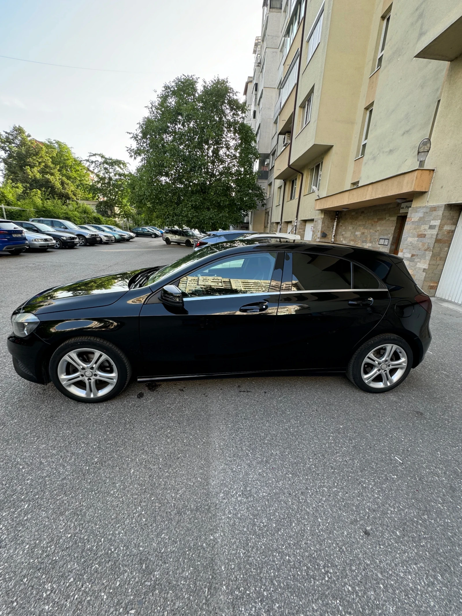 Mercedes-Benz A 180 Euro 6, снимка 4 - Автомобили и джипове - 55649603