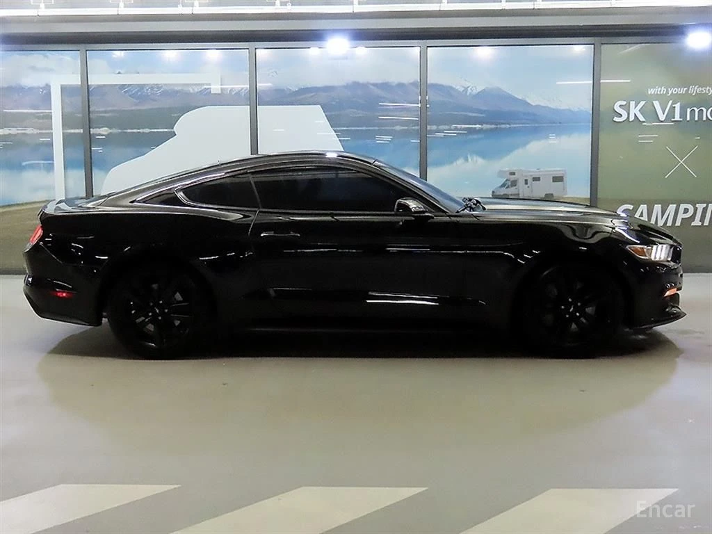 Ford Mustang 2.3* ECO* BOOST* ПОДГРЕВ* КАМЕРА* КЕЙЛЕС, снимка 5 - Автомобили и джипове - 55722475