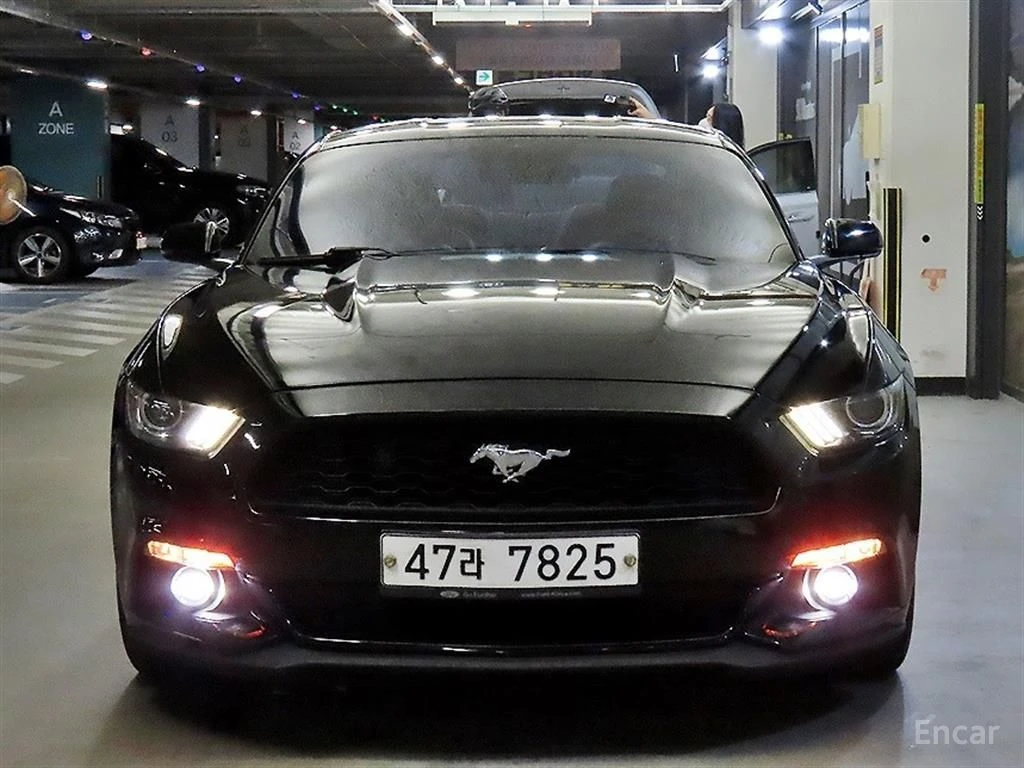 Ford Mustang 2.3* ECO* BOOST* ПОДГРЕВ* КАМЕРА* КЕЙЛЕС, снимка 3 - Автомобили и джипове - 55722475