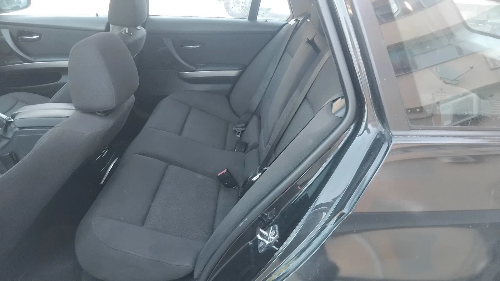 BMW 320 D, снимка 7 - Автомобили и джипове - 55771864