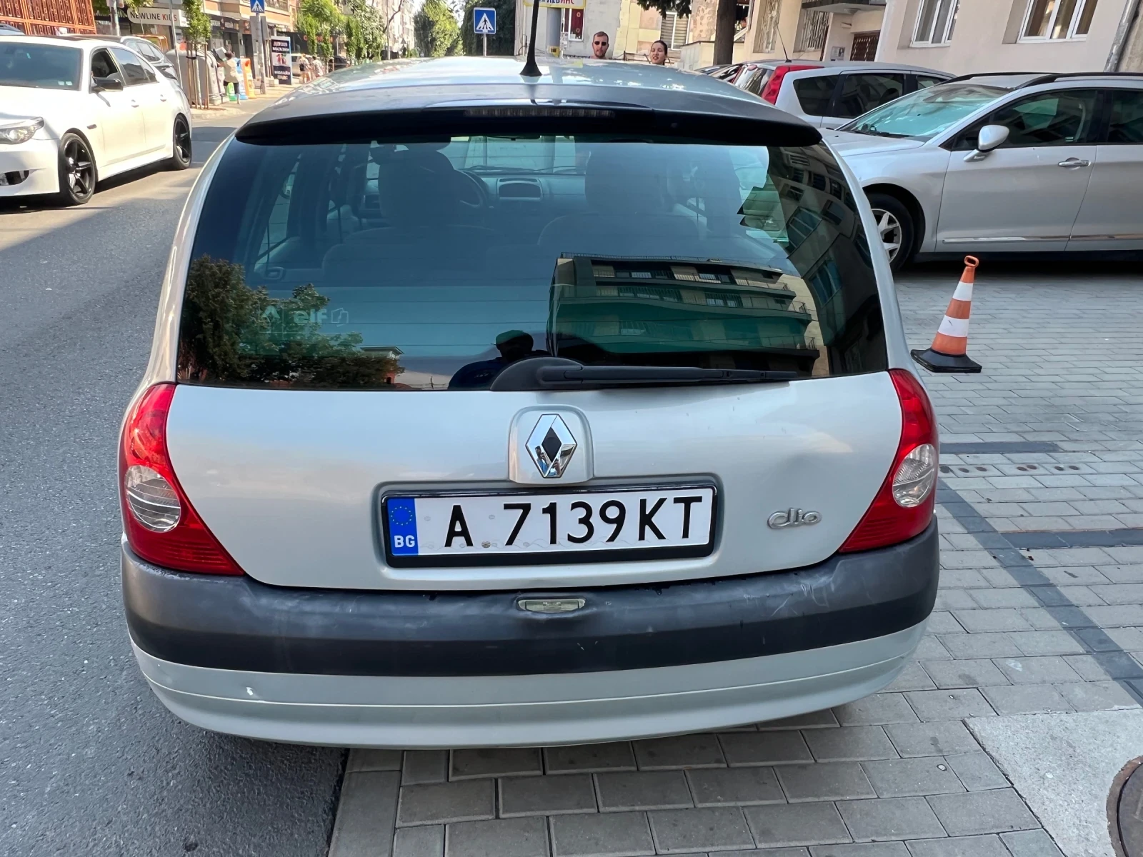Renault Clio, снимка 4 - Автомобили и джипове - 55848790