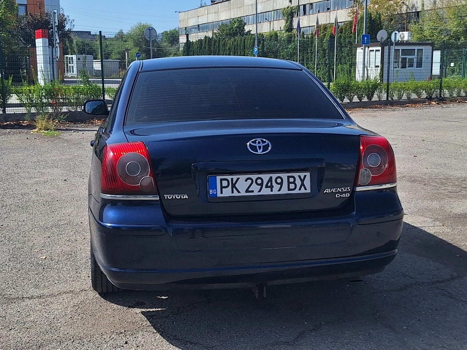 Toyota Avensis T250 2.0 D-4D Facelift , снимка 4 - Автомобили и джипове - 55887555