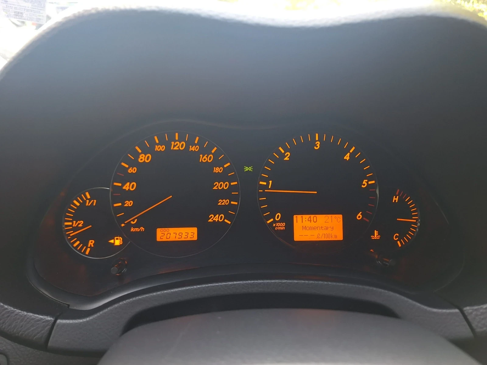 Toyota Avensis T250 2.0 D-4D Facelift , снимка 11 - Автомобили и джипове - 55887555