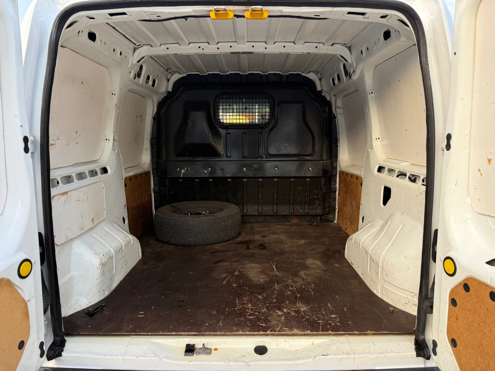 Ford Connect 1.8TDI ЛИЗИНГ, снимка 9 - Автомобили и джипове - 56622059