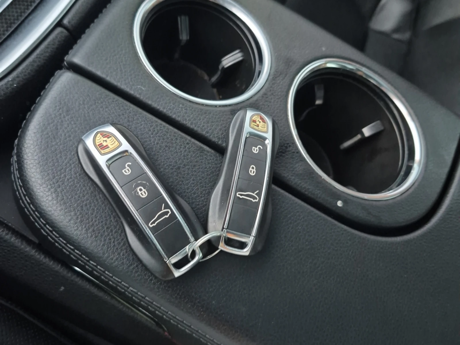 Porsche Panamera 4, АВТОКРЕДИТ, снимка 15 - Автомобили и джипове - 56636177