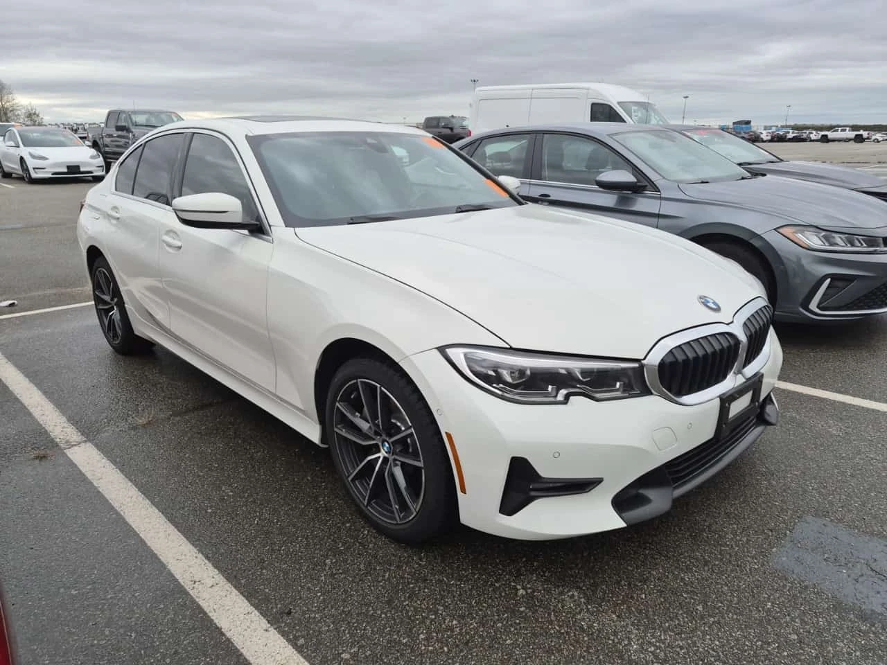 BMW 330 * XDRIVE * CARFAX * ����� �� ����������� | Mobile.bg � ����������� 2