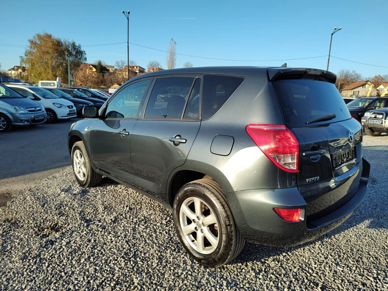 Toyota Rav4 2.2D-4D, снимка 5 - Автомобили и джипове - 38559484