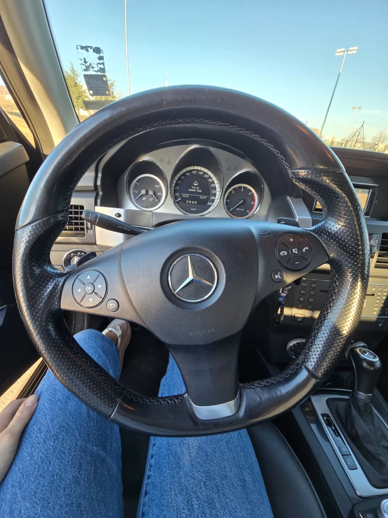 Mercedes-Benz GLK, снимка 12 - Автомобили и джипове - 48882847