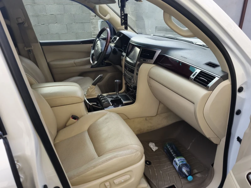 Lexus LX 570, снимка 10 - Автомобили и джипове - 49296729