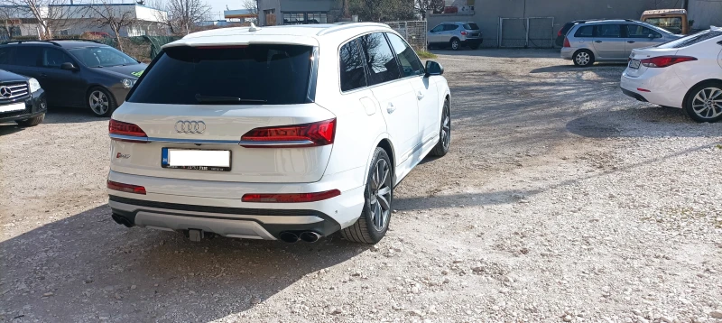 Audi SQ7 TFSI/Quattro/Pano, снимка 4 - Автомобили и джипове - 52273862