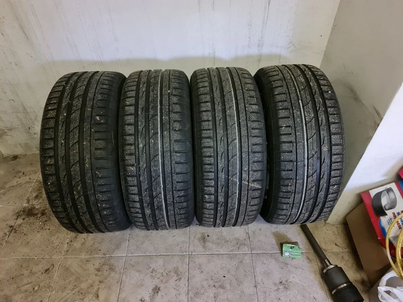 VW Touareg, снимка 15 - Автомобили и джипове - 51466159