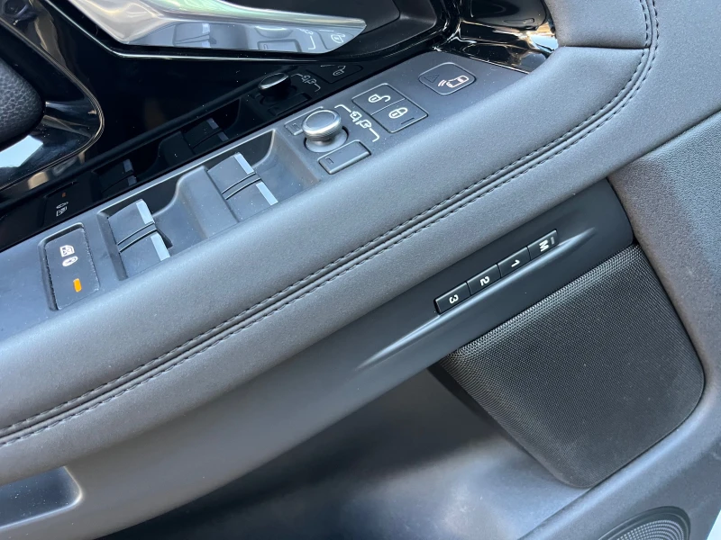 Land Rover Range Rover Evoque R-dynamic Evoque D180 AWD FULL 129000km, снимка 12 - Автомобили и джипове - 52422470
