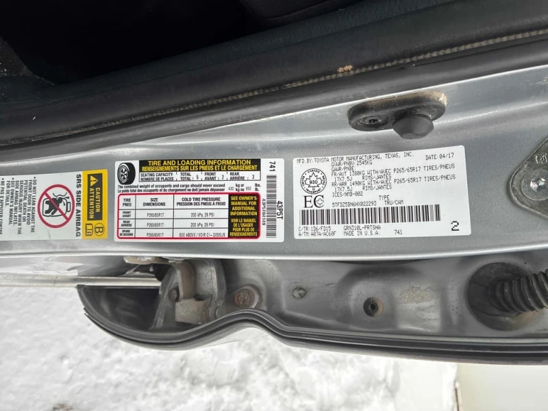 Toyota Tacoma * 4WD Double Cab V6 * CARFAX * БЕЗ ПЪРВОНАЧАЛНА ВН, снимка 11 - Автомобили и джипове - 53079463