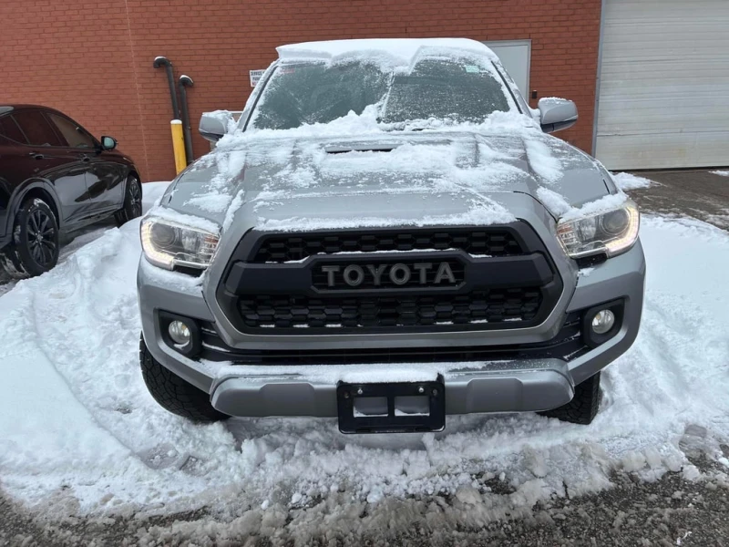 Toyota Tacoma * 4WD Double Cab V6 * CARFAX * БЕЗ ПЪРВОНАЧАЛНА ВН, снимка 6 - Автомобили и джипове - 53079463