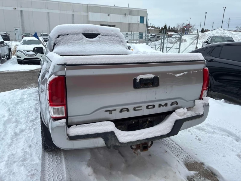 Toyota Tacoma * 4WD Double Cab V6 * CARFAX * БЕЗ ПЪРВОНАЧАЛНА ВН, снимка 4 - Автомобили и джипове - 53079463