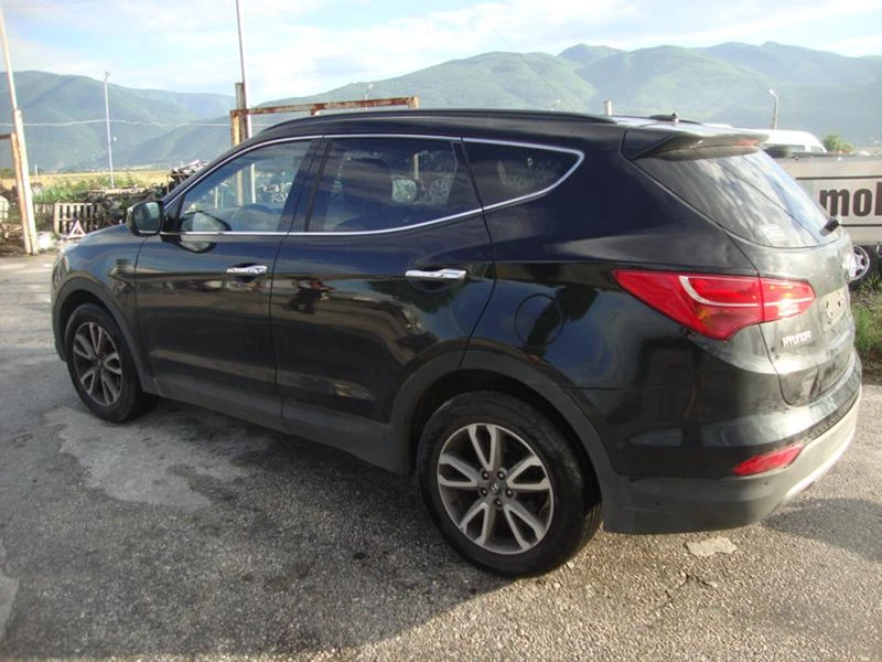 Hyundai Santa fe 2.2CRDI-НА ЧАСТИ, снимка 3 - Автомобили и джипове - 7659775