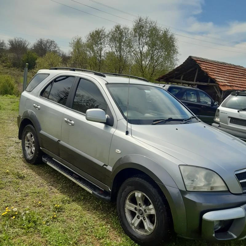 Kia Sorento 2.5 CRDI , снимка 3 - Автомобили и джипове - 36564835