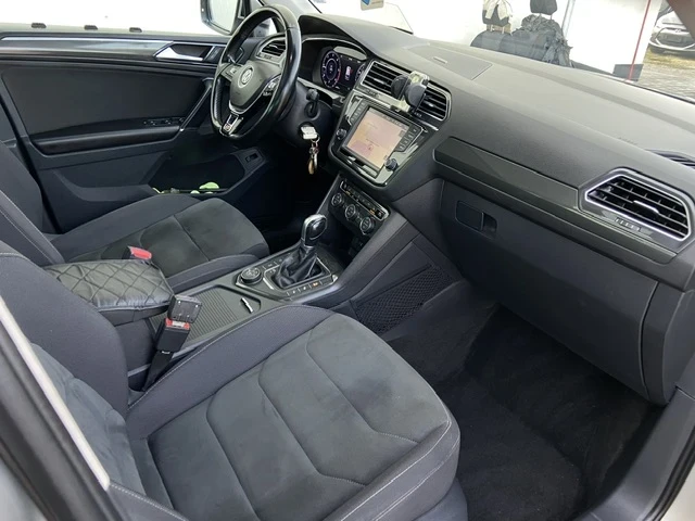 VW Tiguan 2.0TDI-4MOTION-150х.км-АВТОМАТИК-HIGHLINE-FULL-LED, снимка 15 - Автомобили и джипове - 48040004