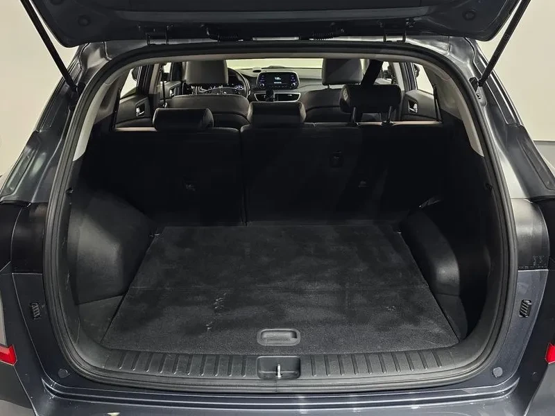 Hyundai Tucson Tucson Diesel 1.6 2Wd Modern, снимка 15 - Автомобили и джипове - 55299524