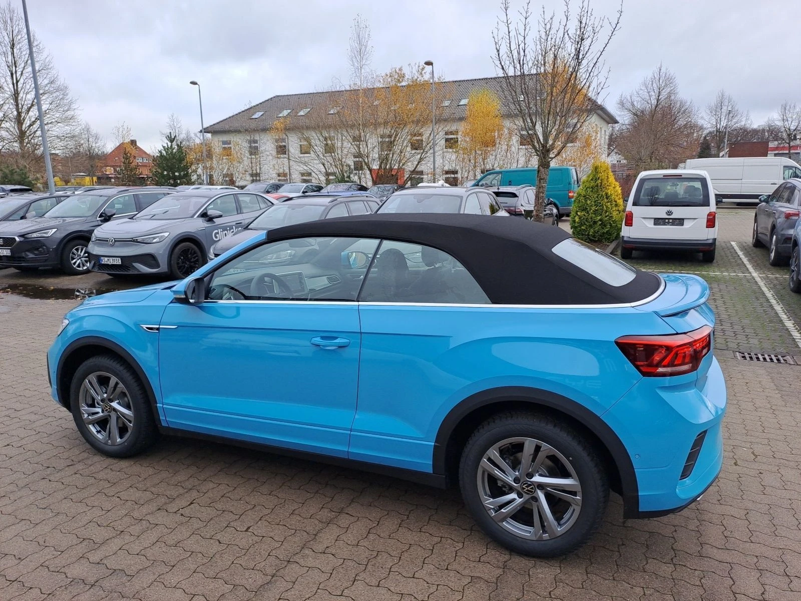 VW T-Roc 1.5 R-LINE CAMERA - изображение 8