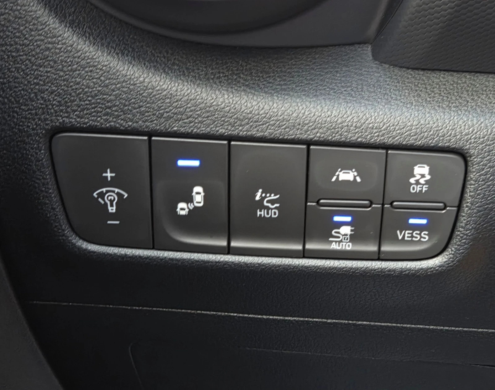 Hyundai Kona 64KWh/Premium/SOH100% | Mobile.bg   14