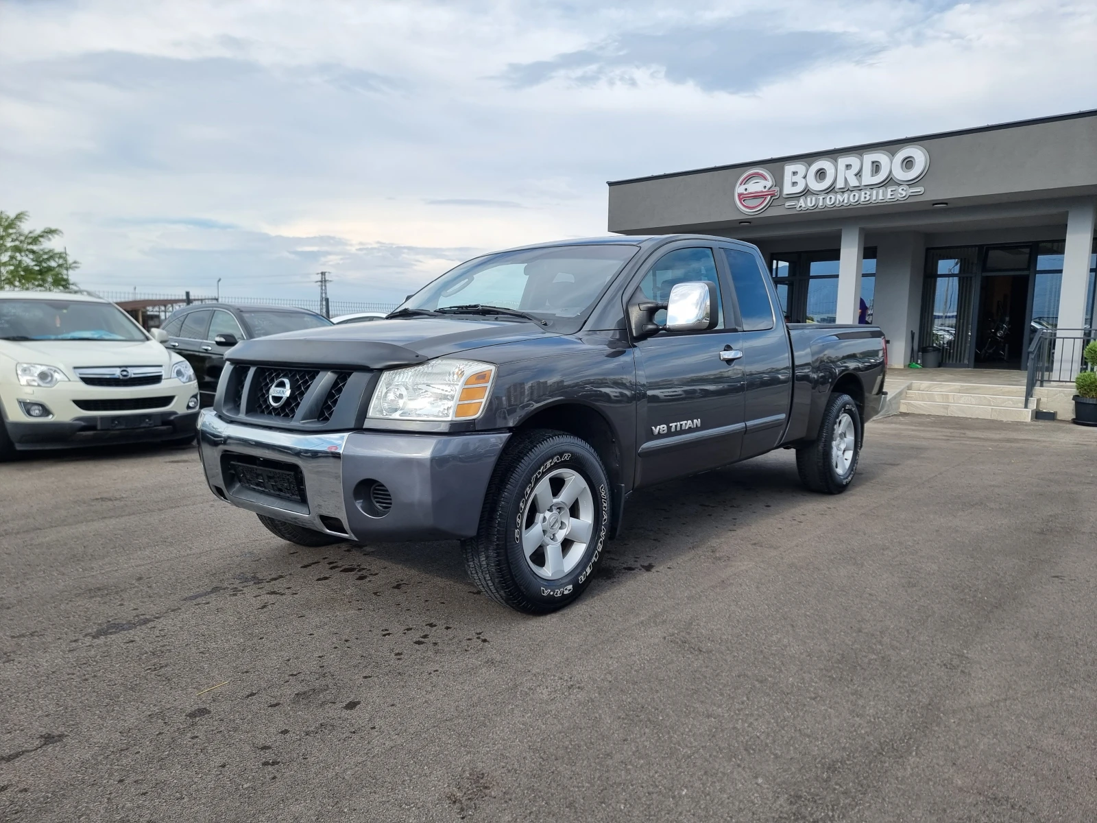 Nissan Titan crew cab 5.6LE - изображение 3