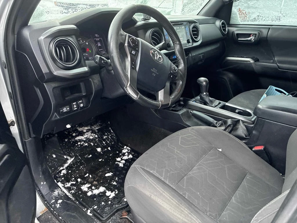 Toyota Tacoma * 4WD Double Cab V6 * CARFAX * БЕЗ ПЪРВОНАЧАЛНА ВН - изображение 5