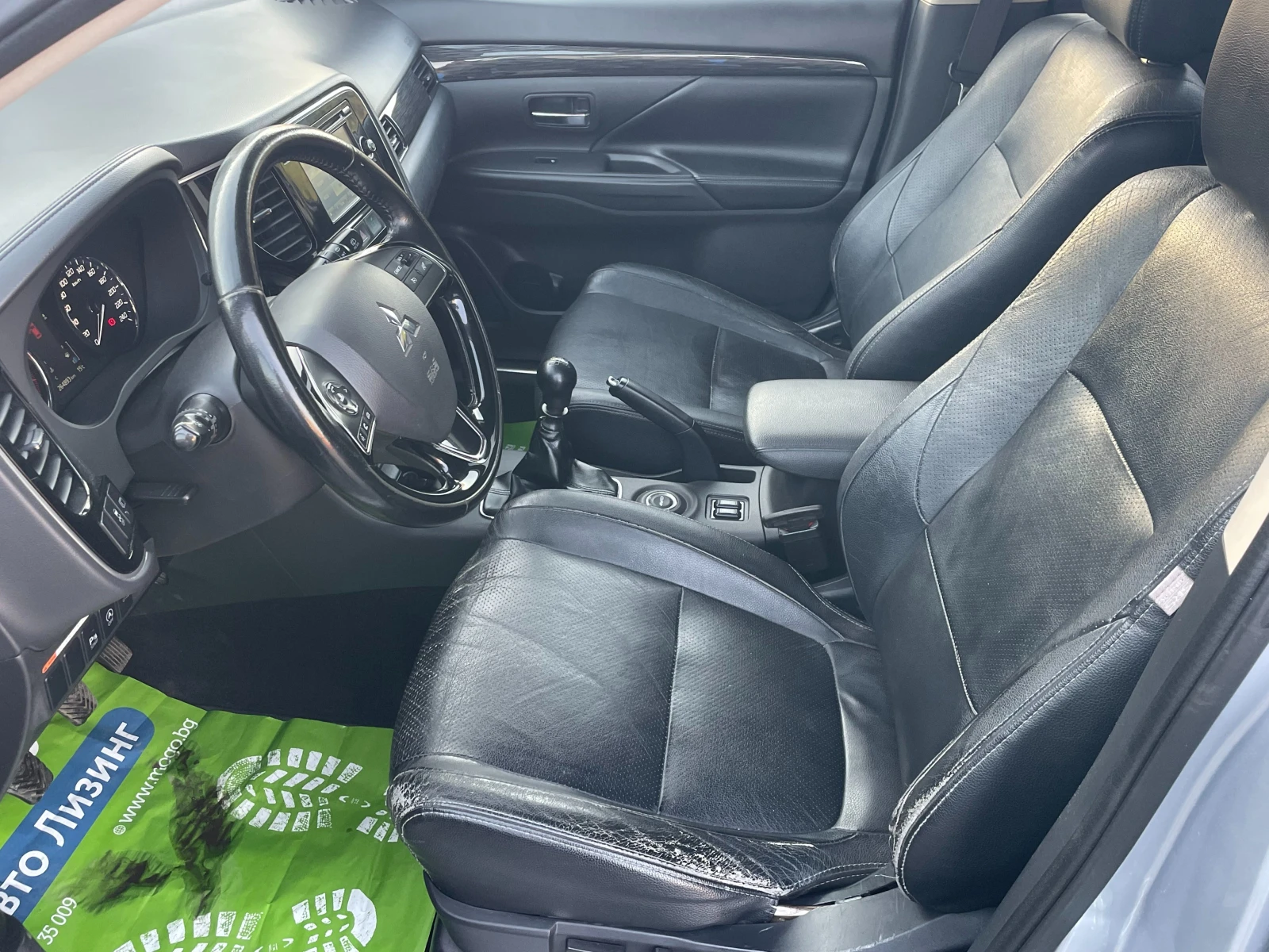 Mitsubishi Outlander ПЕРФЕКТЕН, снимка 10 - Автомобили и джипове - 54235894