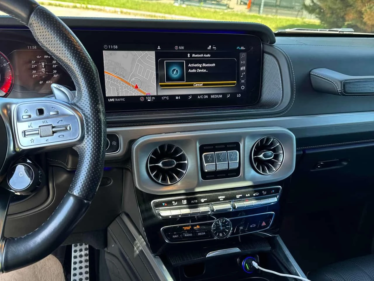 Mercedes-Benz G * AMG 63 * FULL LOADED * OT ПРЕДСТАВИТЕЛСТВО, снимка 8 - Автомобили и джипове - 54827115