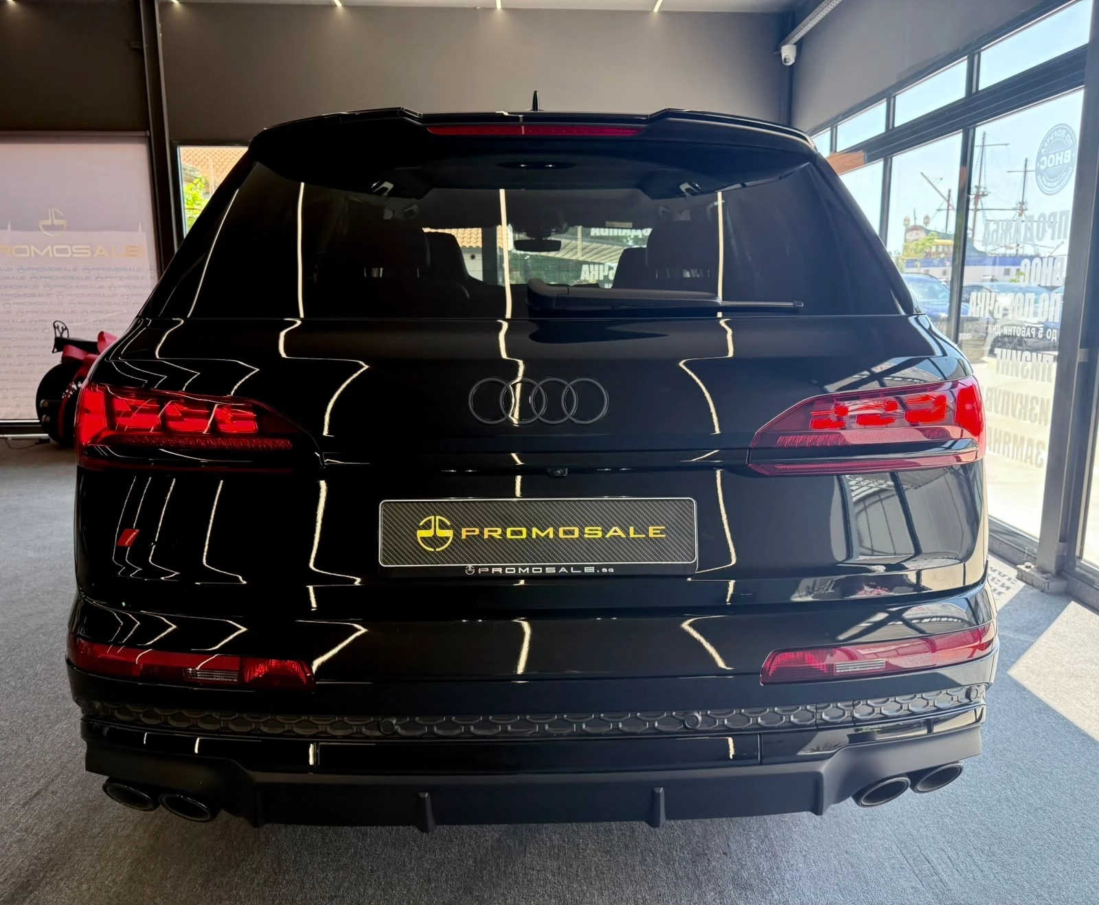 Audi SQ7 ГАРАНЦИОНЕН* 7 МЕСТЕН* Pano* B&O* Full* ЛИЗИНГ , снимка 5 - Автомобили и джипове - 55231307