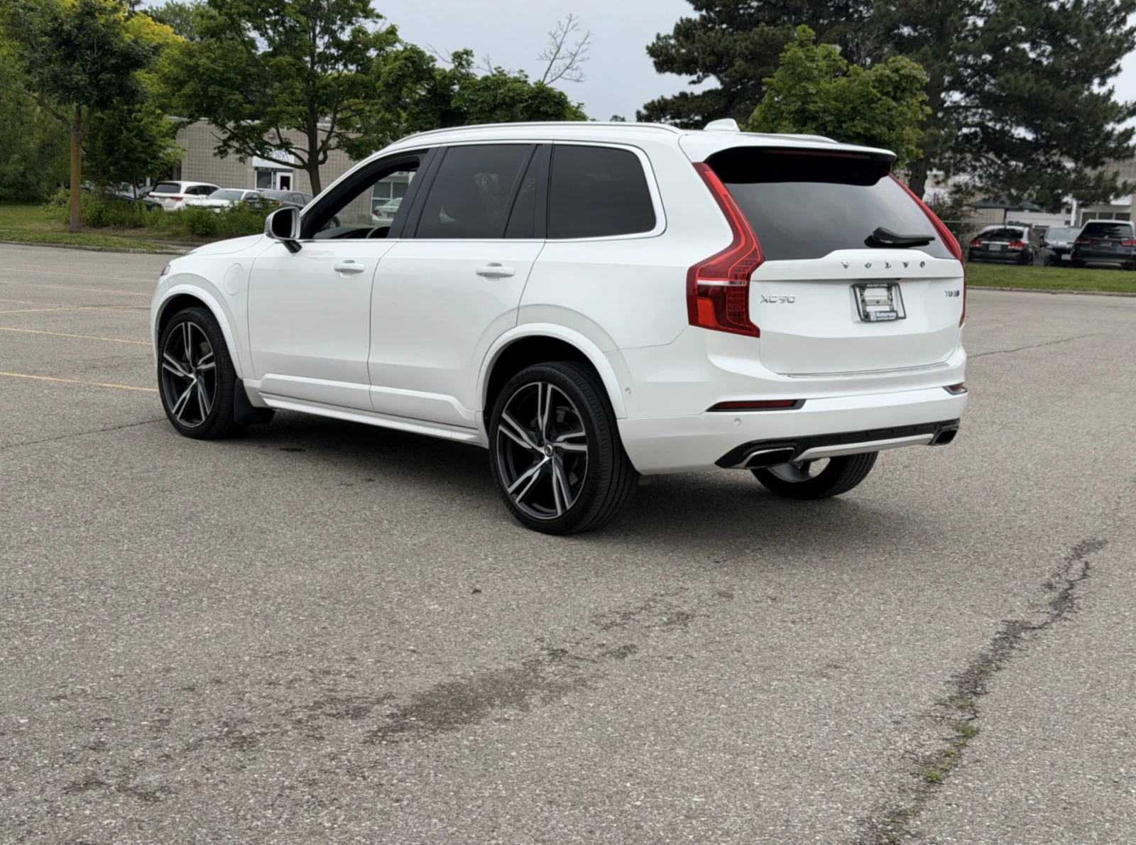 Volvo Xc90 T8 R-Design / Bowers & Wilkins / 360 Камери / ПАНО, снимка 6 - Автомобили и джипове - 55465434