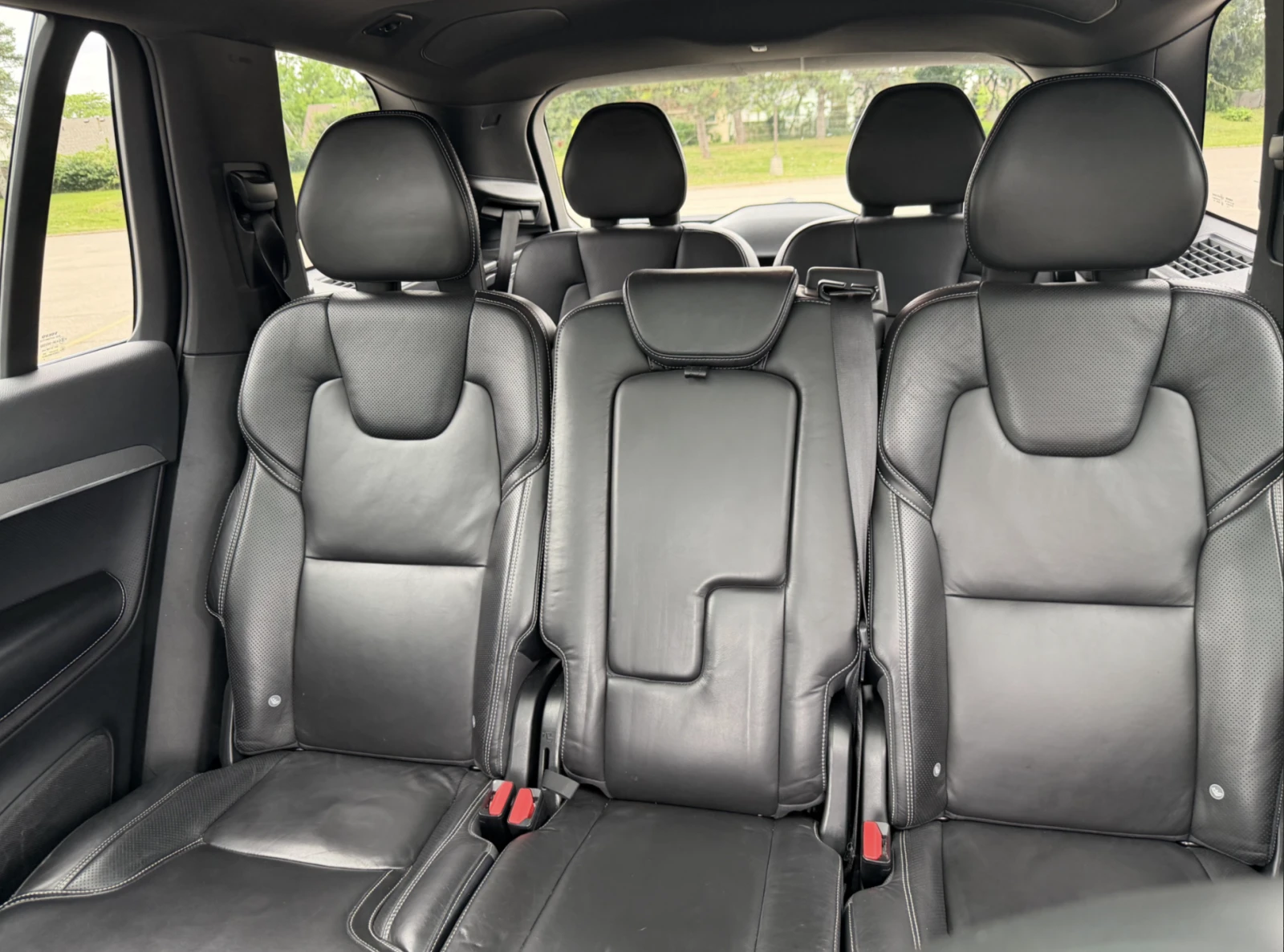 Volvo Xc90 T8 R-Design / Bowers & Wilkins / 360 Камери / ПАНО, снимка 13 - Автомобили и джипове - 55465434