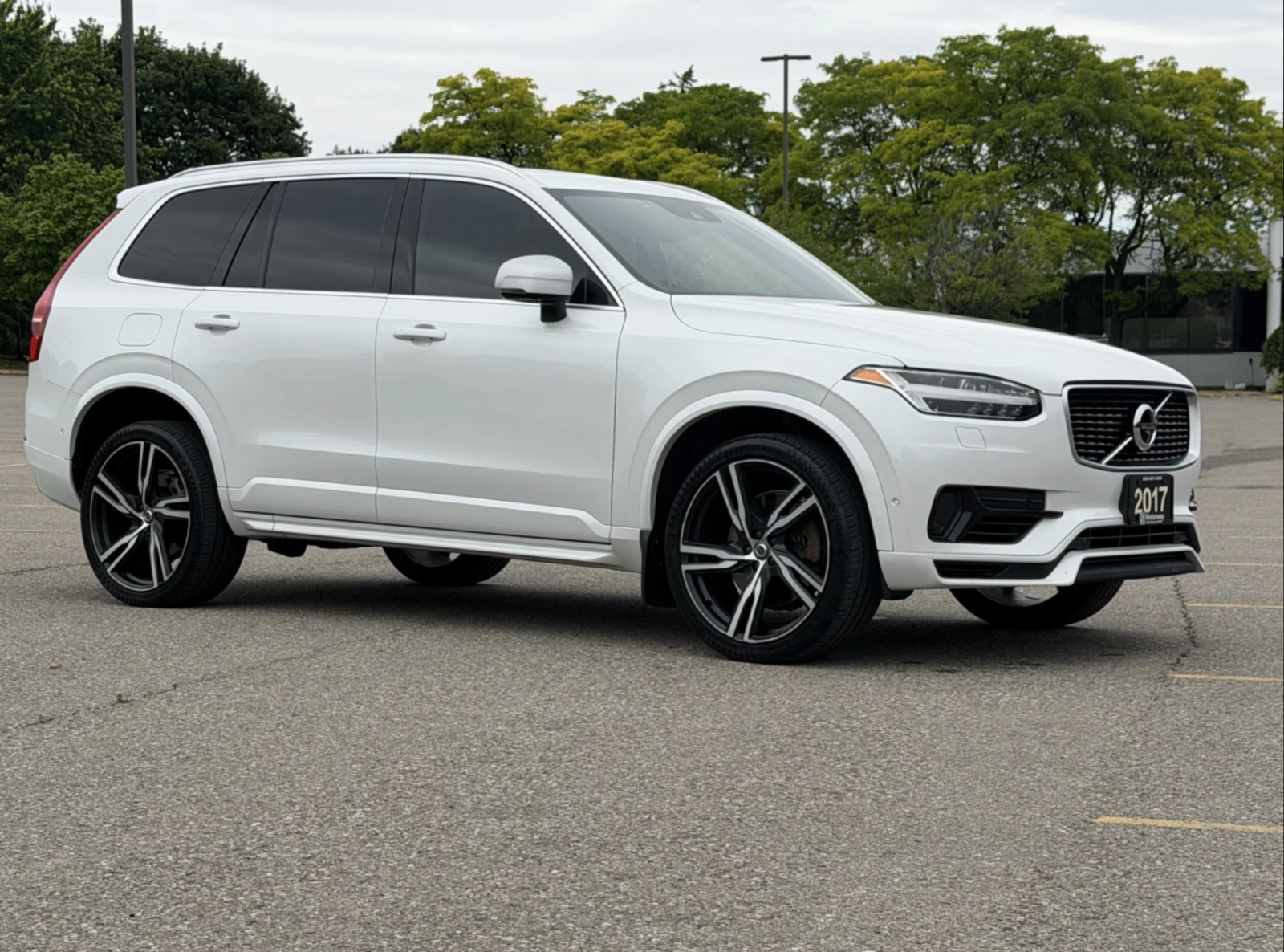 Volvo Xc90 T8 R-Design / Bowers & Wilkins / 360 Камери / ПАНО, снимка 12 - Автомобили и джипове - 55465434