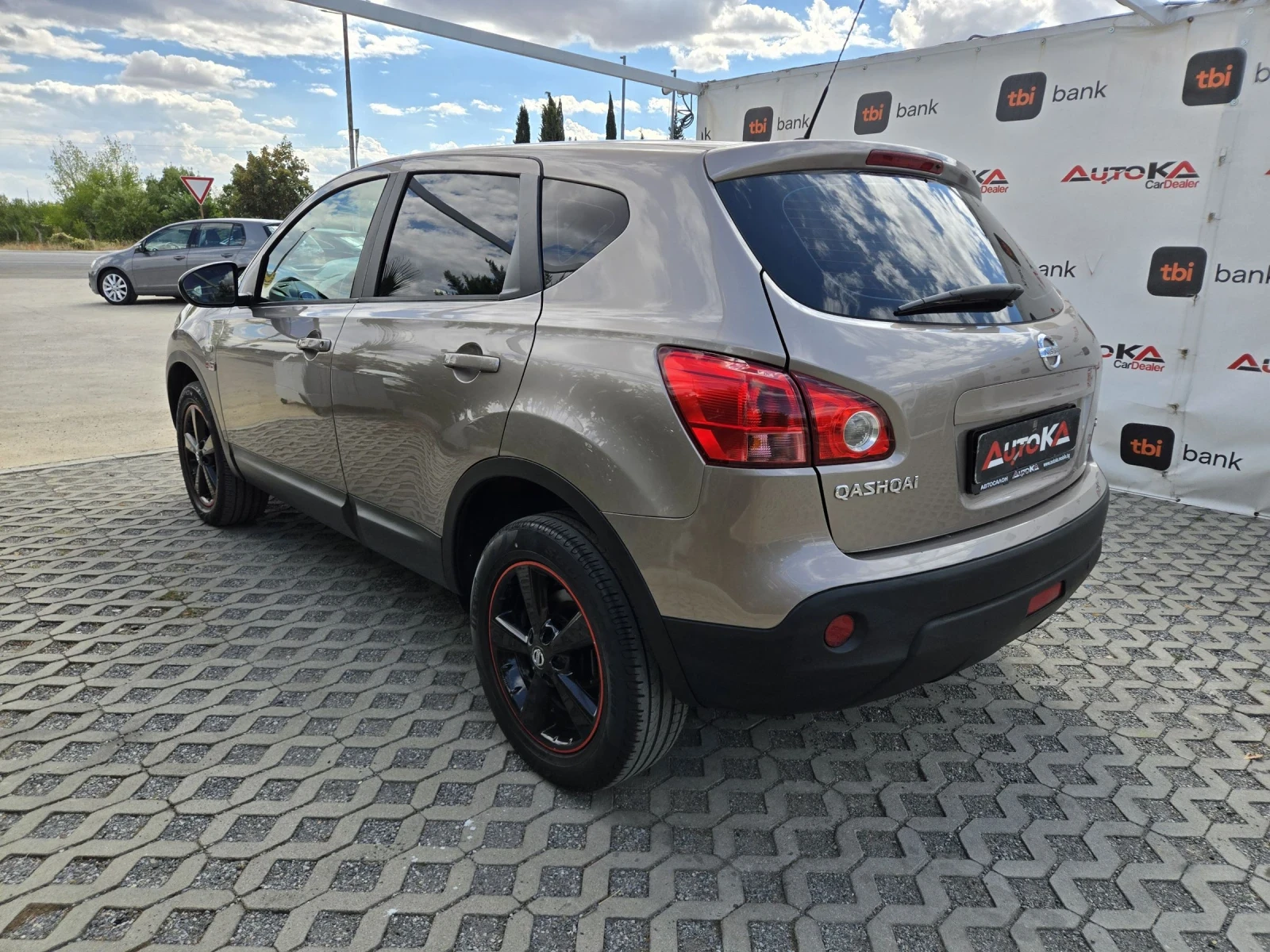 Nissan Qashqai 2.0DCI-150кс= 6ск= S-type= АВТОПИЛОТ= КОЖА, снимка 5 - Автомобили и джипове - 55954595