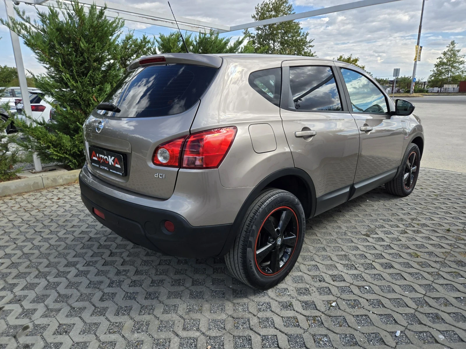 Nissan Qashqai 2.0DCI-150кс= 6ск= S-type= АВТОПИЛОТ= КОЖА, снимка 3 - Автомобили и джипове - 55954595