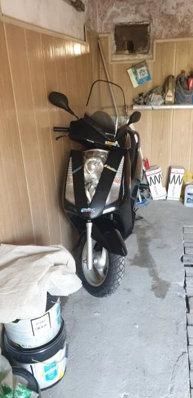     Honda Pantheon 150