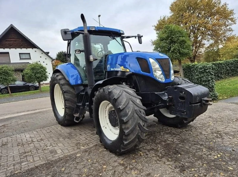 Трактор New Holland, снимка 2 - Селскостопанска техника - 52712821