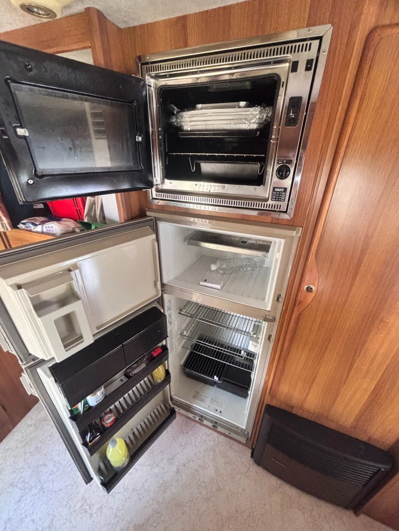 Кемпер Mercedes-Benz Sprinter 312 Rimor, снимка 10 - Каравани и кемпери - 52366109