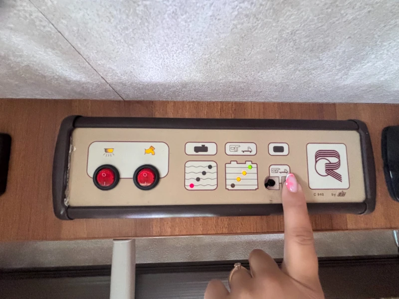 Кемпер Mercedes-Benz Sprinter 312 Rimor, снимка 13 - Каравани и кемпери - 52366109